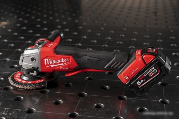 Угловая шлифмашина Milwaukee M18 ONEFSAG125XPDB-0 Fuel One Key 4933478434 (без АКБ)