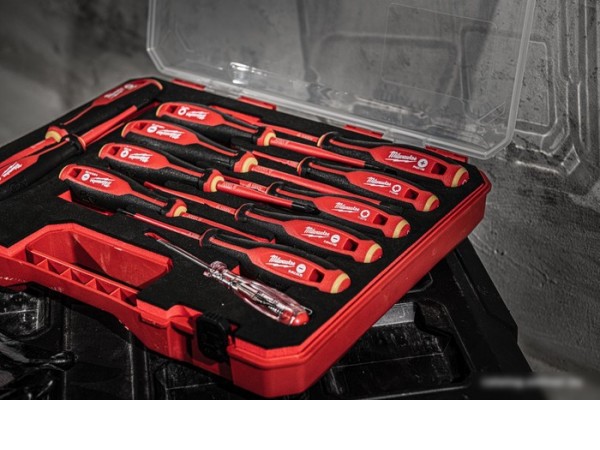 Отвертка Milwaukee 4932478721