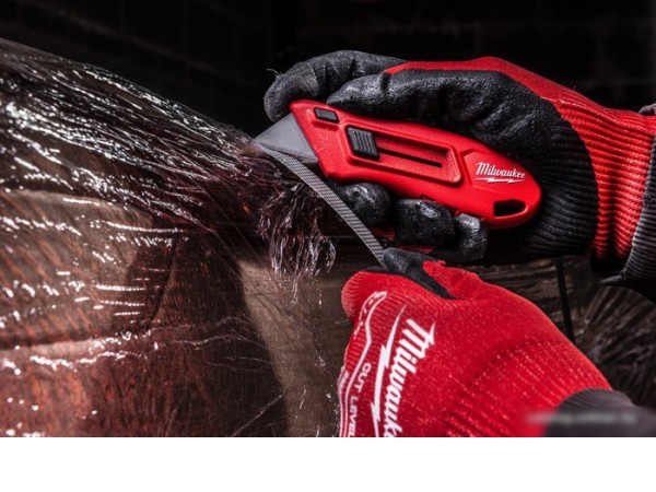 Нож строительный Milwaukee 4932492379