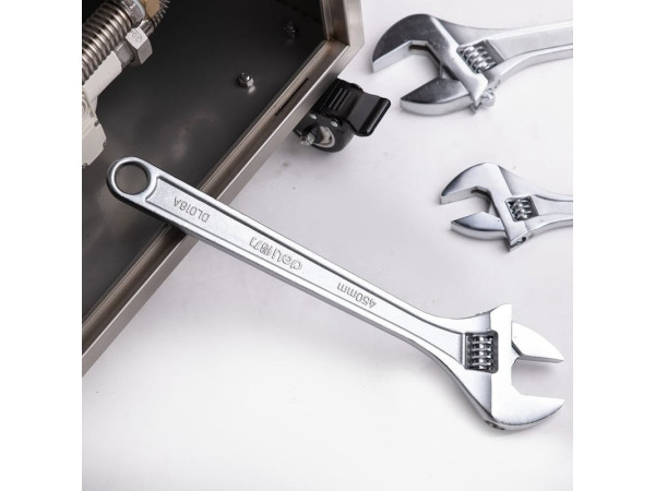 Ключ разводной Deli DL018A