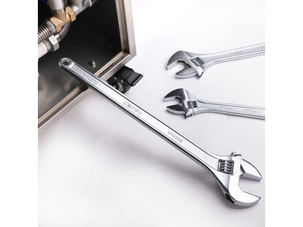 Ключ разводной Deli DL024A