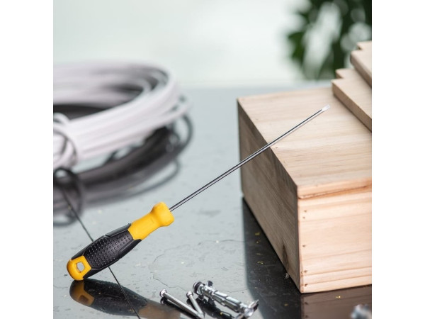 Отвертка Deli DL6331501