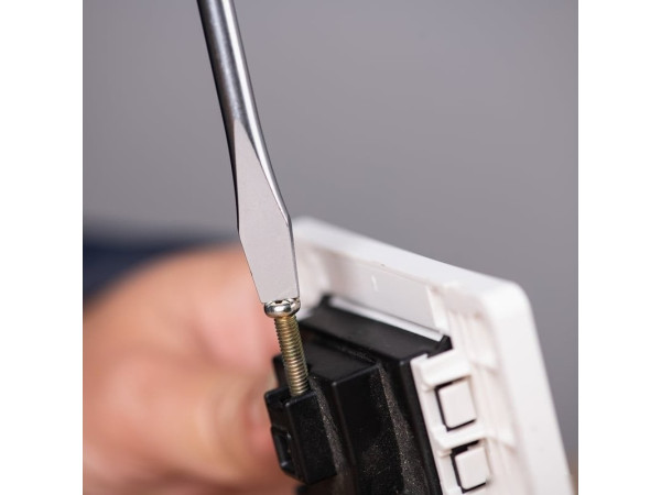 Отвертка Deli DL6351251