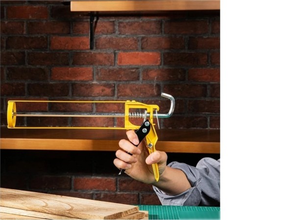 Пистолет для герметика Deli DL2370A