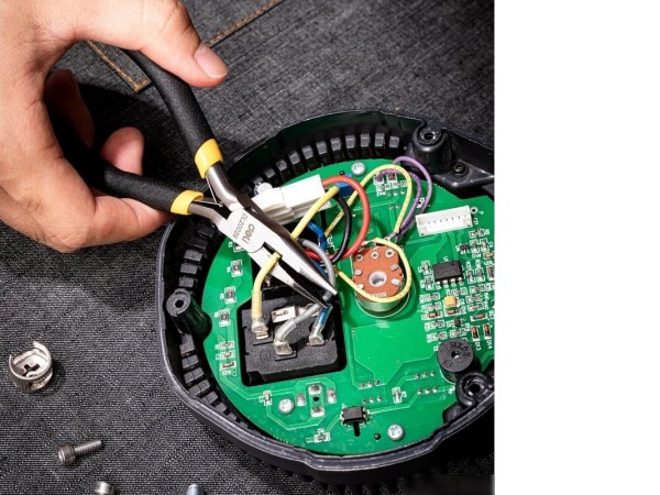 Длинногубцы Deli DL20026