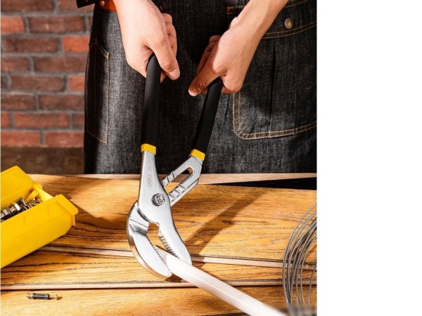 Клещи переставные Deli DL2616