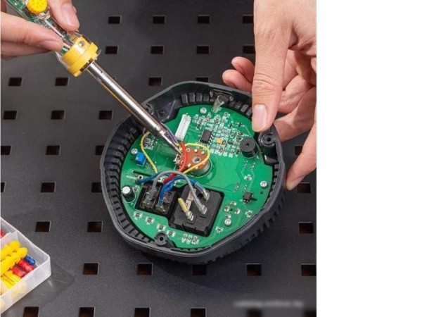 Стержневой паяльник Deli DL8820 103006