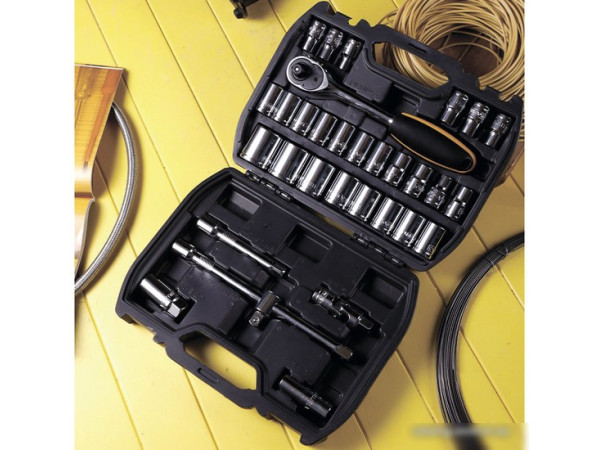 Набор трещотка с головками Deli DL1032 (32 предмета)