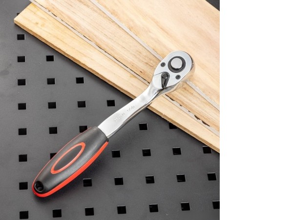 Вороток с трещоткой Deli DL2522