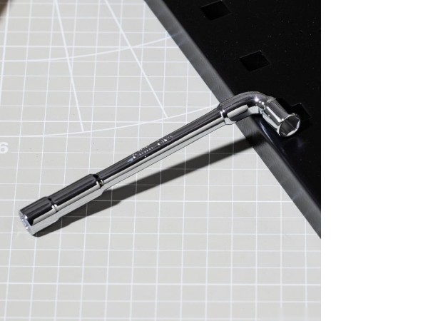 Ключ торцевой Deli DL4214