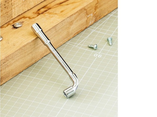 Ключ торцевой Deli DL4214