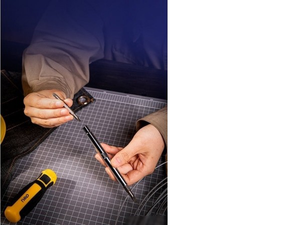 Набор отвертка с битами Deli DL260206 (6 предметов)