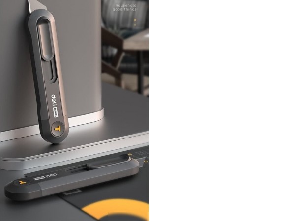 Нож строительный Deli HT4008