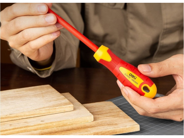 Отвертка Deli DL5151251