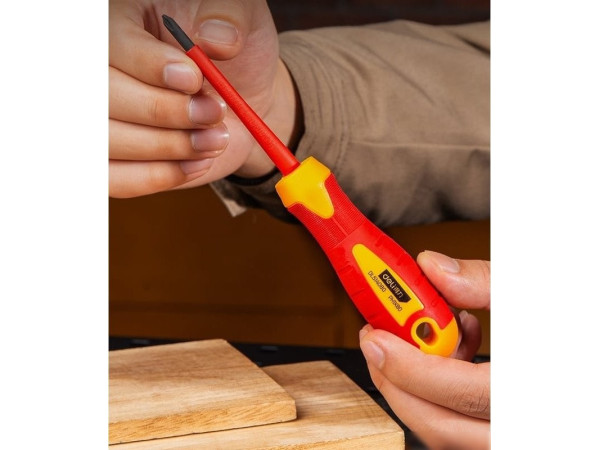 Отвертка Deli DL514080