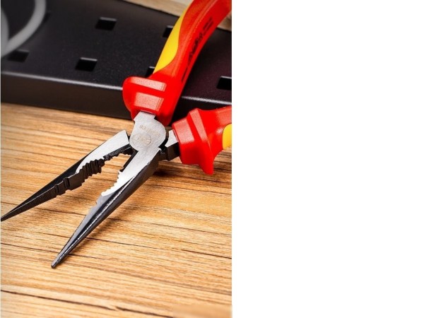 Длинногубцы Deli DL512108