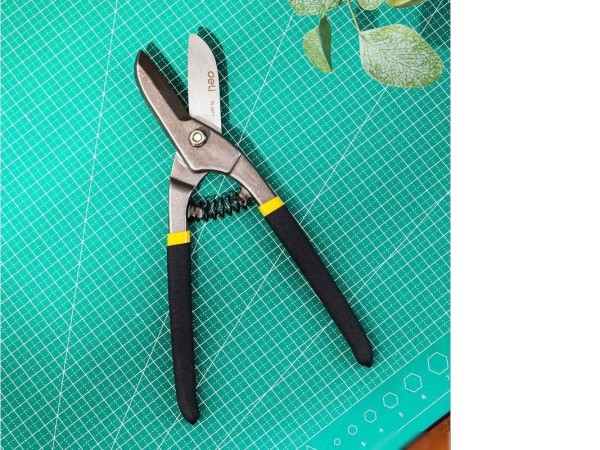 Ножницы по металлу Deli DL4371