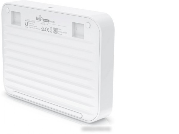 Управляемый коммутатор 2-го уровня Ubiquiti UniFi Switch Flex XG