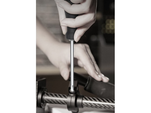 Отвертка Deli HT1055C