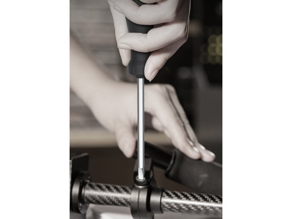 Отвертка Deli HT1103C