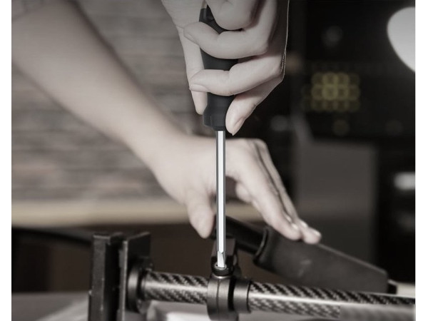 Отвертка Deli HT1106C