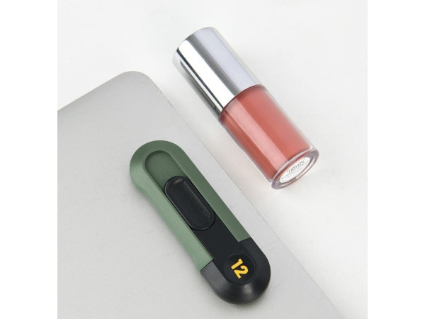 Нож строительный Deli HT4007L