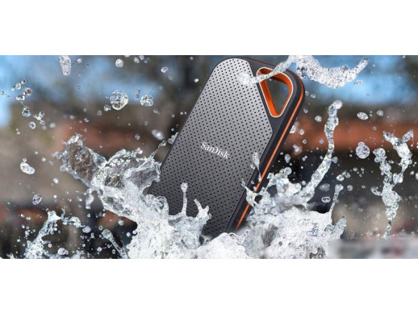 Внешний накопитель SanDisk Extreme Pro Portable V2 SDSSDE81-4T00-G25 4TB