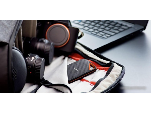 Внешний накопитель SanDisk Extreme Pro Portable V2 SDSSDE81-4T00-G25 4TB