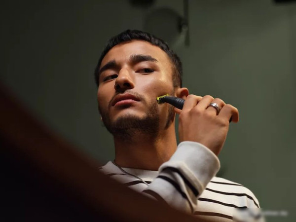 Триммер для бороды и усов Philips OneBlade Face QP1424/10