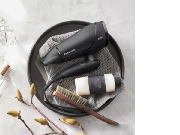 Фен Panasonic EH-ND65-K685