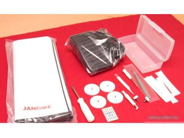 Оверлок Janome Cover Pro 7