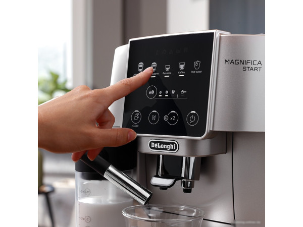 Кофемашина DeLonghi Magnifica Start ECAM 220.80.SB