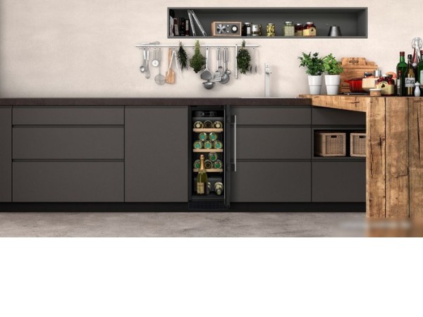 Винный шкаф NEFF KU9202HF0