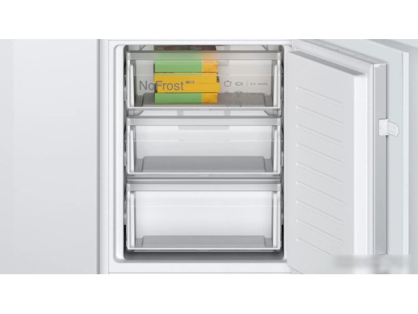 Холодильник Bosch Serie 2 KIN86NSE0