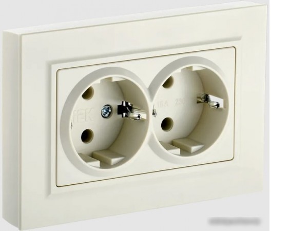 Розетка IEK Brite РСш12-3-БрКр