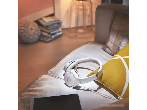 Наушники Audio-Technica ATH-S220BT (черный)