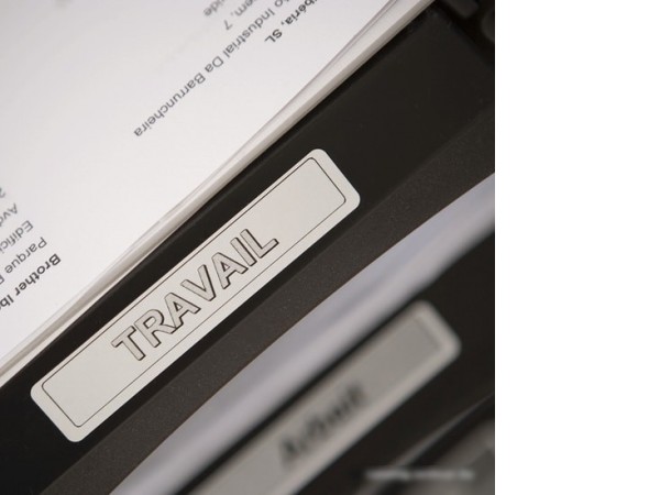 Самоклеящаяся термобумага Brother DK-11204