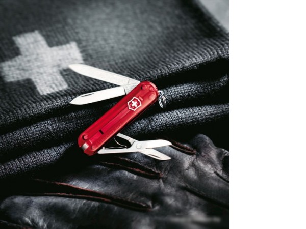 Туристический нож Victorinox Classic (0.6203)