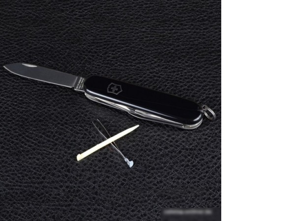 Мультитул Victorinox Spartan 1.3603.3B1 (блистер, черный)