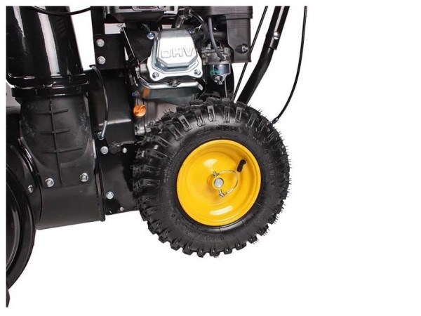 Снегоуборщик Champion ST661