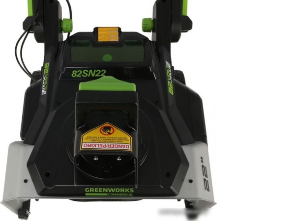 Снегоуборщик Greenworks GD82ST (с АКБ 5 А/ч)