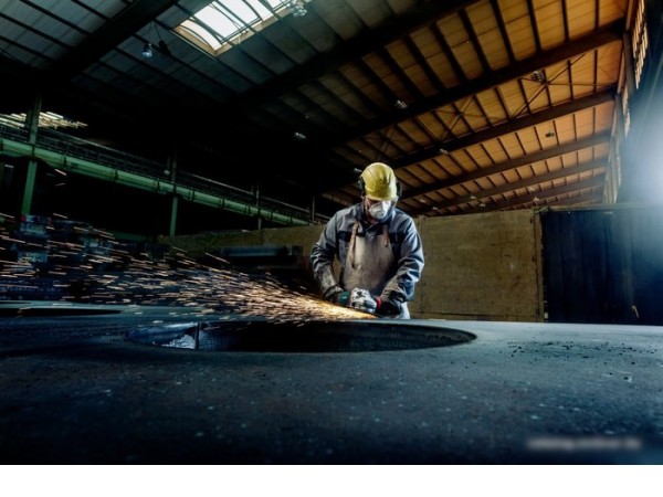 Угловая шлифмашина Metabo WE 24-230 MVT Quick 606470000