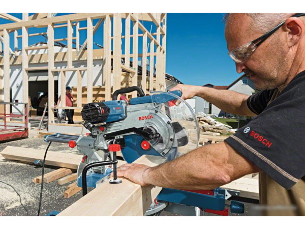 Дисковая пила Bosch GCM 12 SDE Professional [0601B23100]