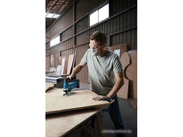 Электролобзик Bosch GST 185-LI Professional 06015B3021 (без АКБ)