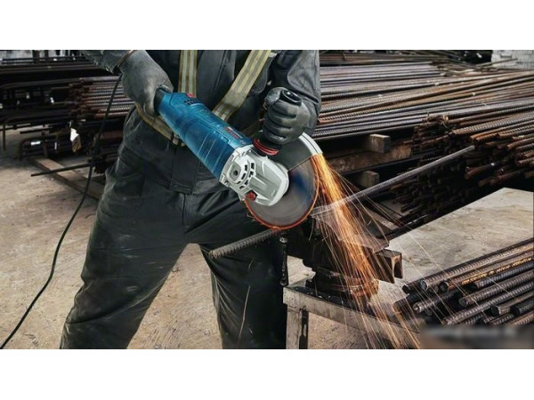 Угловая шлифмашина Bosch GWS 24-230 JZ Professional 06018C3300