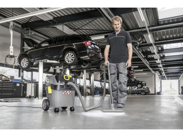 Пылесос Karcher NT 30/1 Ap L 1.148-221.0