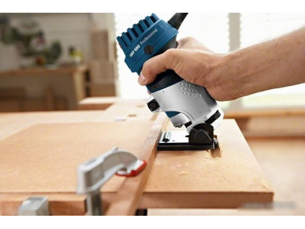 Кромочно-петельный фрезер Bosch GKF 600 Professional (060160A100)