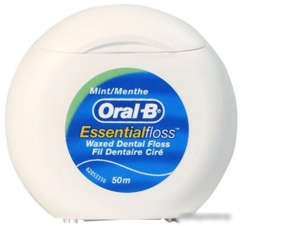 Зубная нить Oral-B Essential Floss Вощеная 50 м