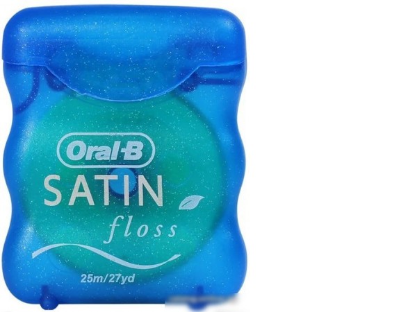 Зубная нить Oral-B SatinFloss мятная 25 м