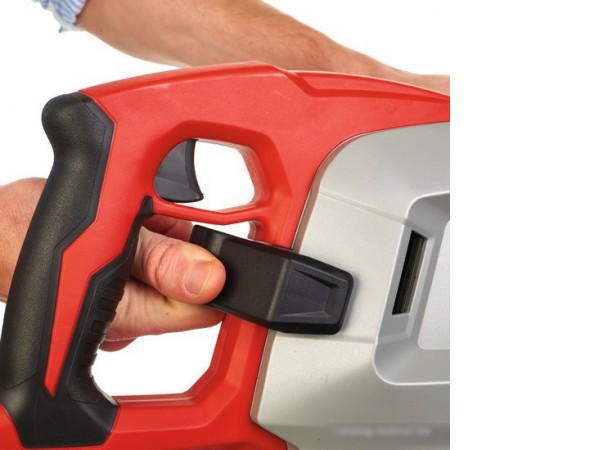 Дисковая пила Milwaukee MCS 66 [4933440615]